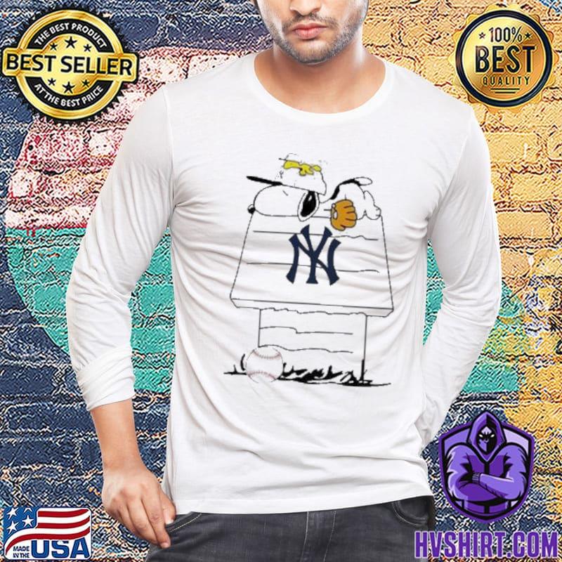 Funny Peanuts Charlie Brown And Snoopy Playing Baseball New York Yankees  shirt, hoodie, sweater, long sleeve and tank top